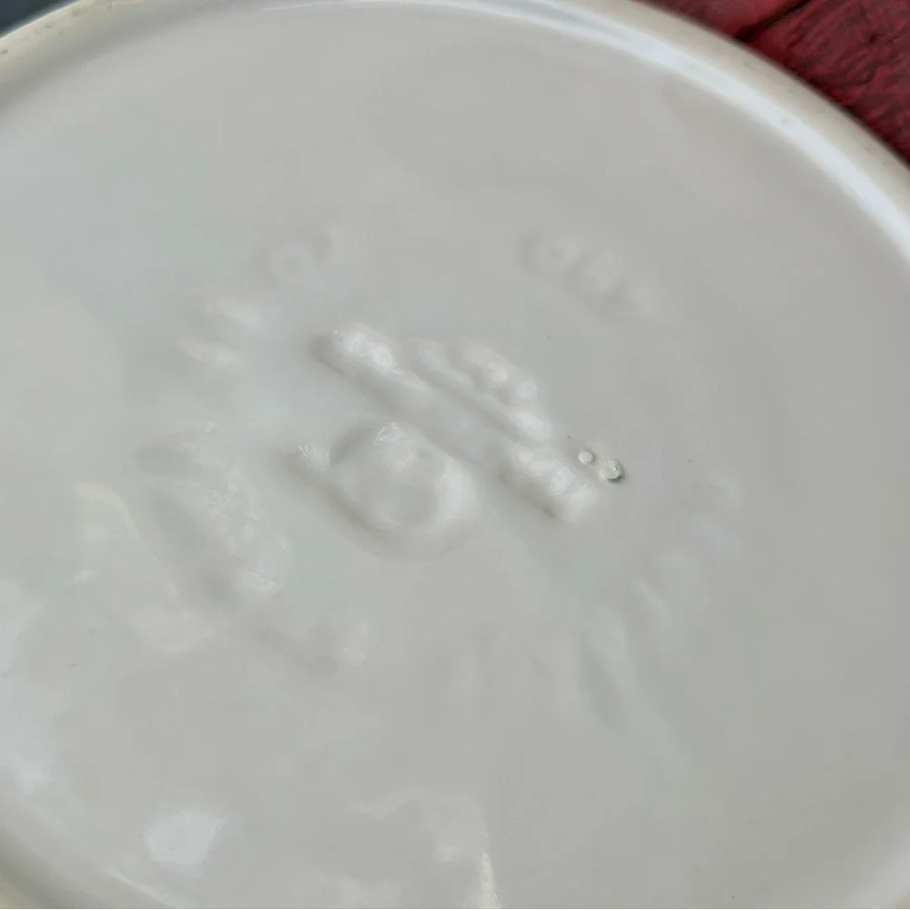 Vintage Creamy Ironstone Coffee Tea Pot with Lid - Picture 9 of 10